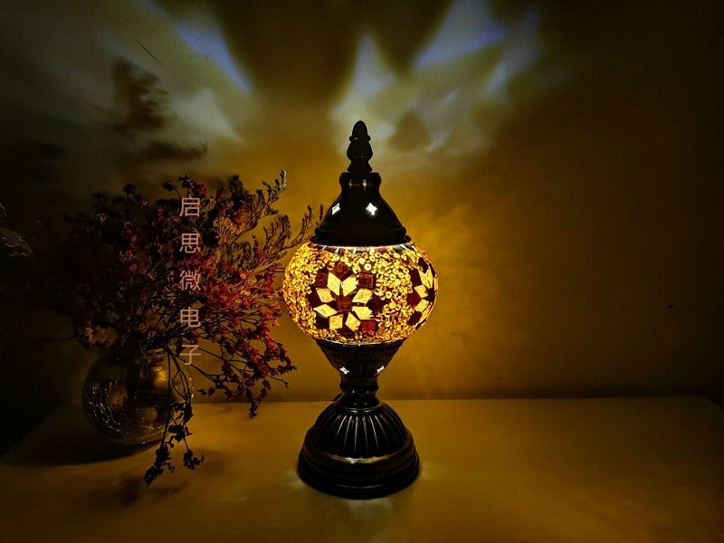 Glass Romantic Mosaic Table Lamp